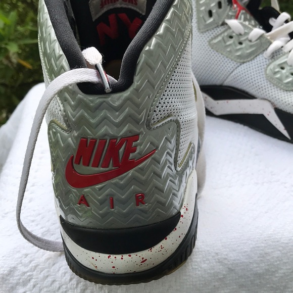 Men’s Nike Air! - Picture 3 of 12